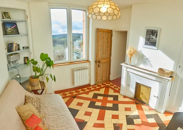 Presbytère En Basse-normandie * Crouttes